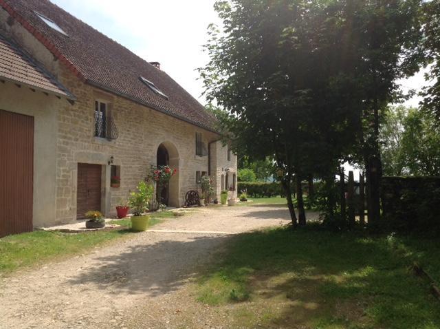 Chez Robert Et Catherine Dompierre-sur-Mont Экстерьер фото